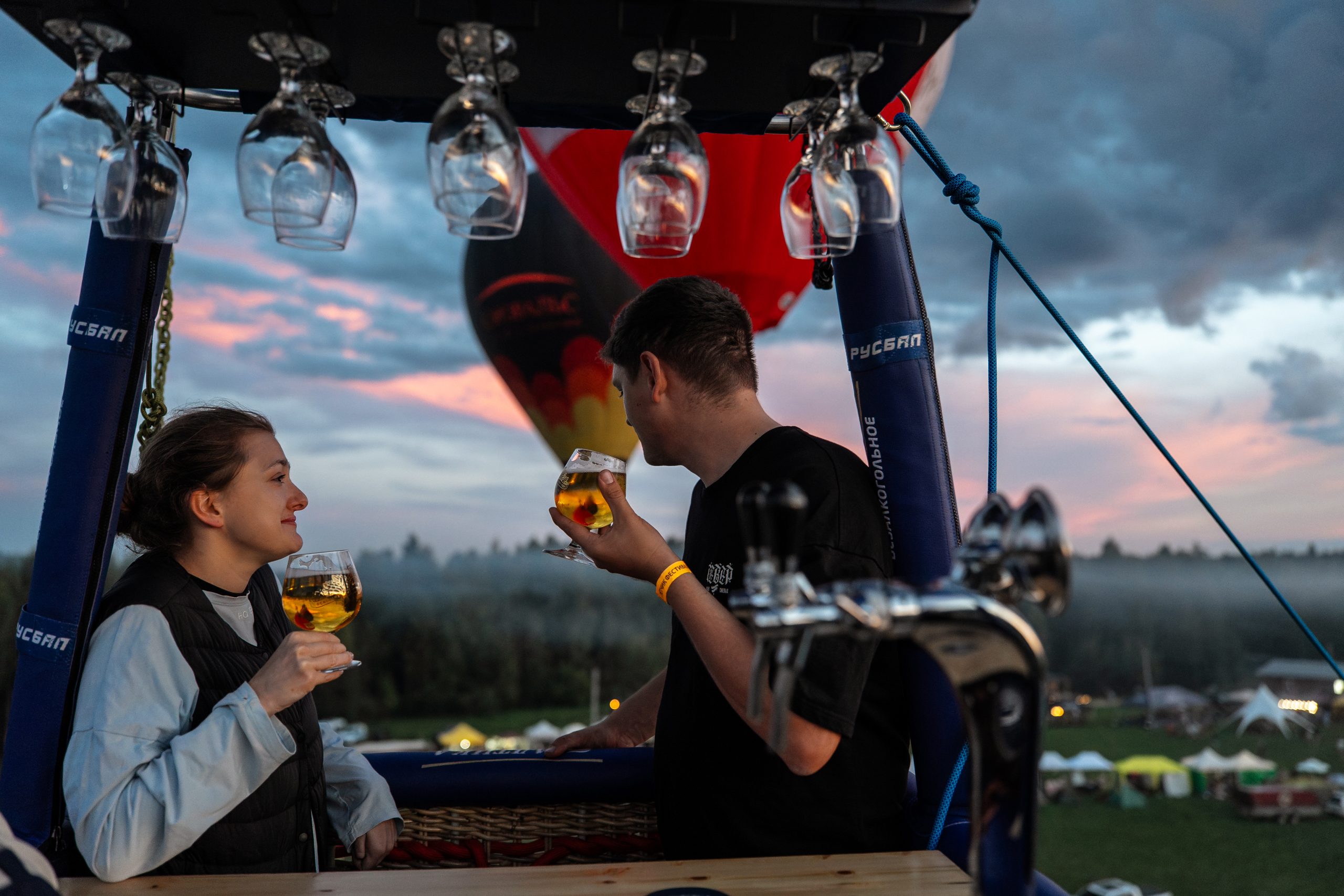 “Baltika 0” Reaches New Heights: Russia’s First Hot-Air Balloon with an Onboard Bar Takes to the Skies over Pereslavl-Zalessky